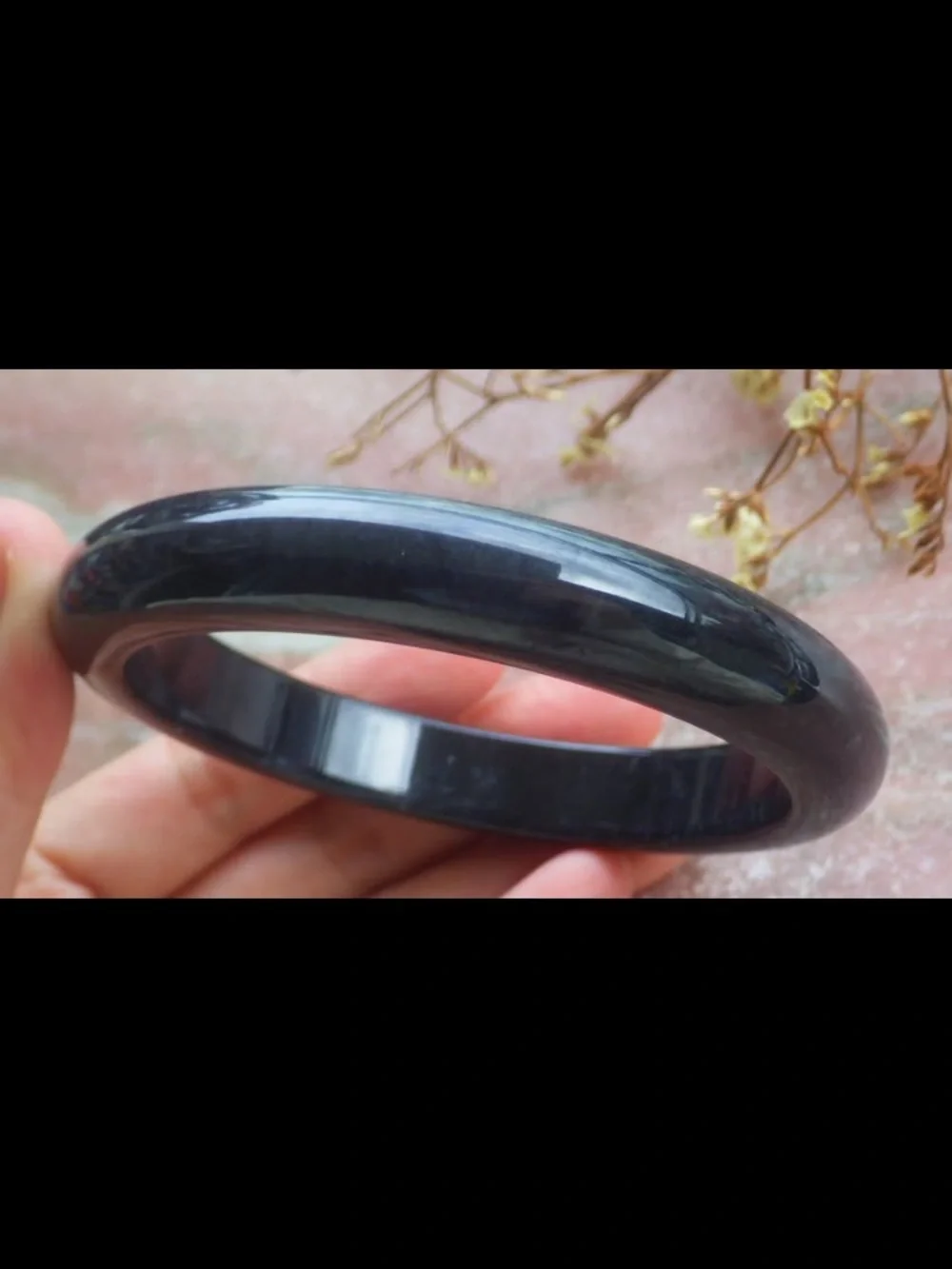 N/A elegant black